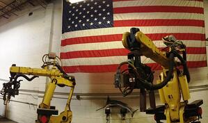 像这样的机器人正在推动美国制造业的复兴。